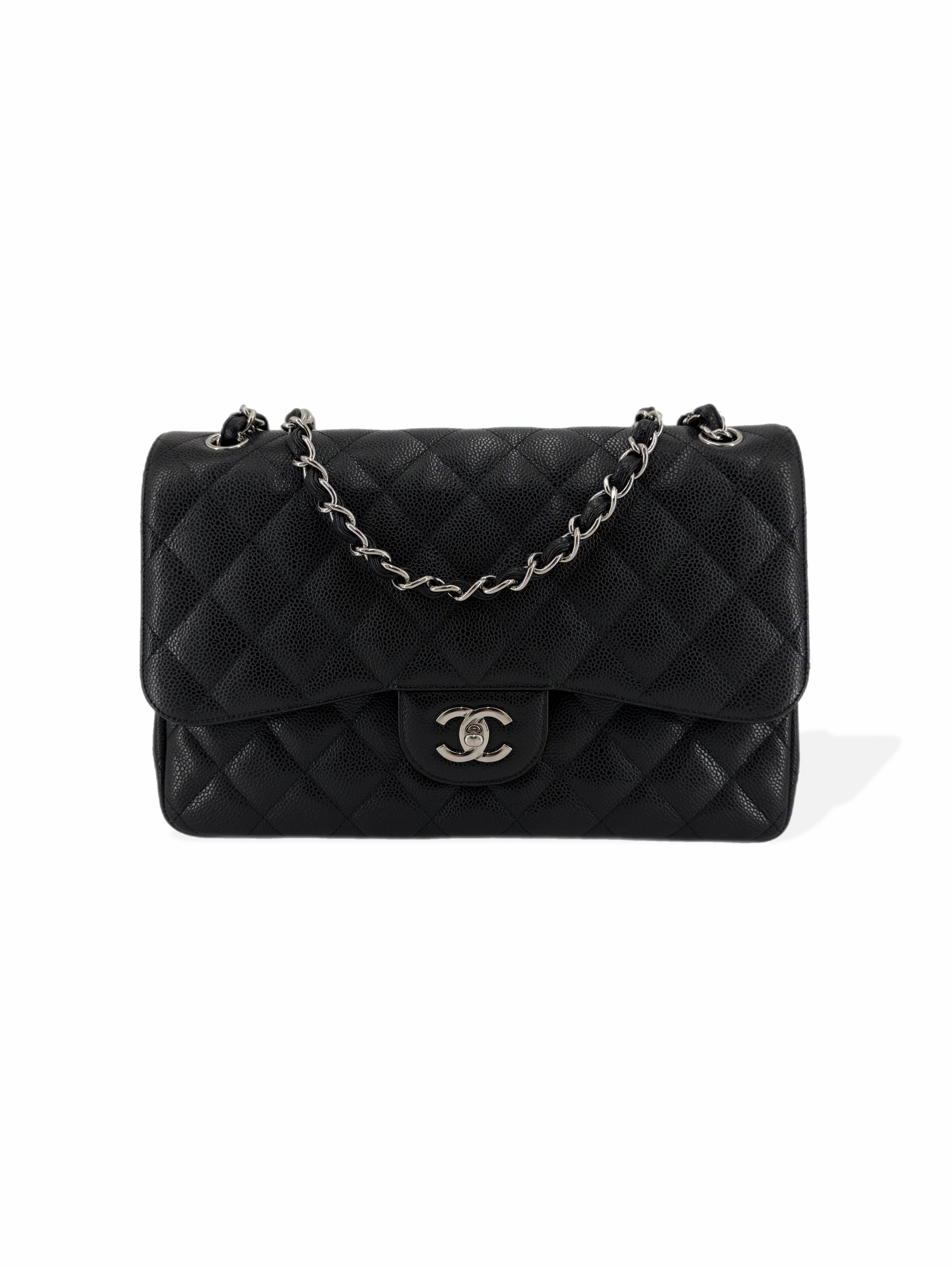 Pre-Owned Chanel Jumbo Double Flap Quilted Black Caviar with Silver Hardware Bag