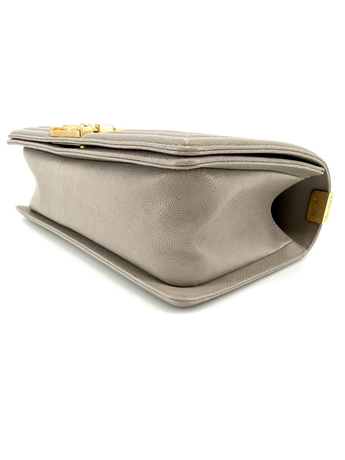 Pre-Owned Chanel Boy Medium Taupe Gray Quilted Caviar Leather Bag Gold Hardware