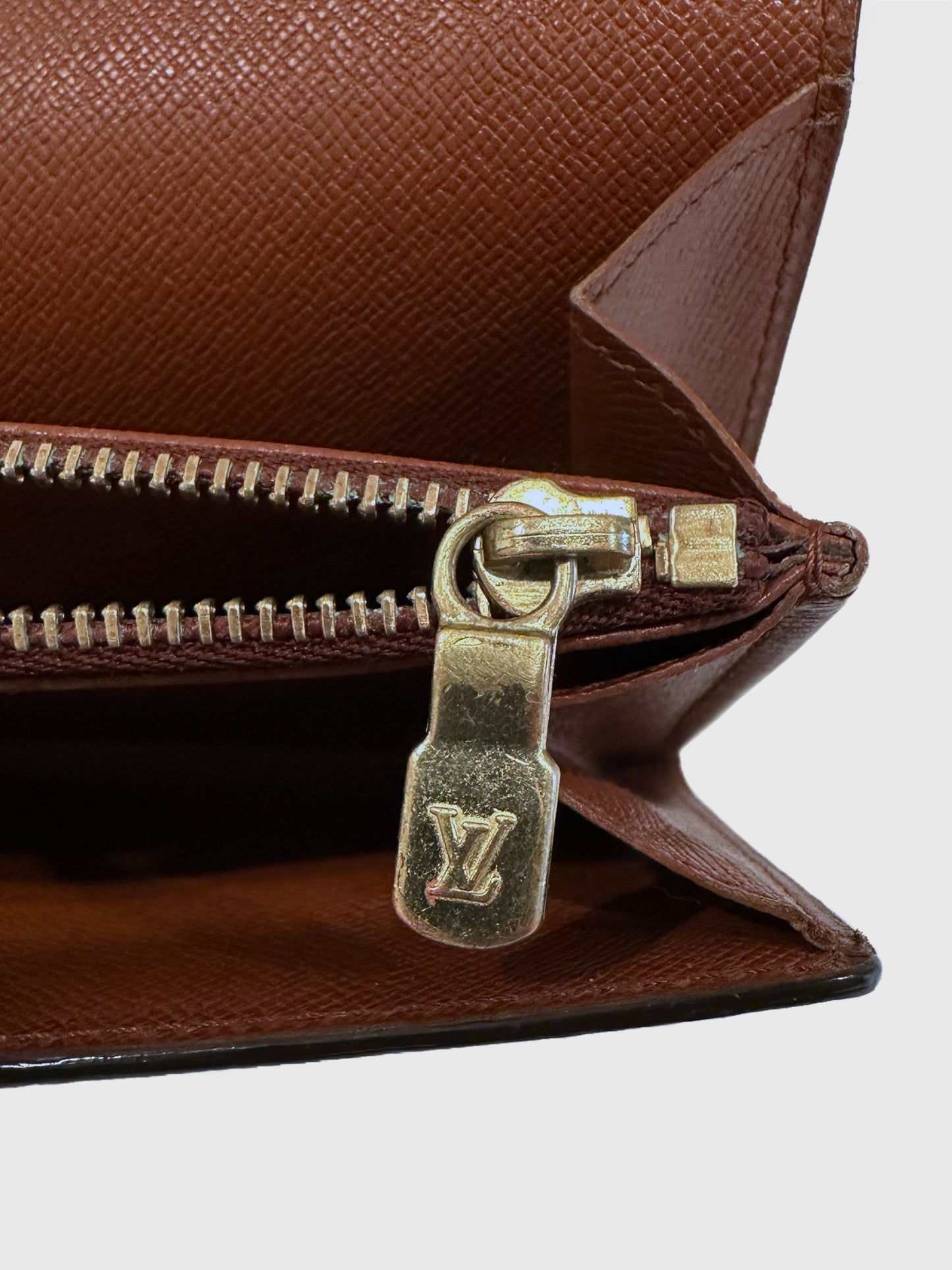 Louis Vuitton Monogram Sarah Wallet