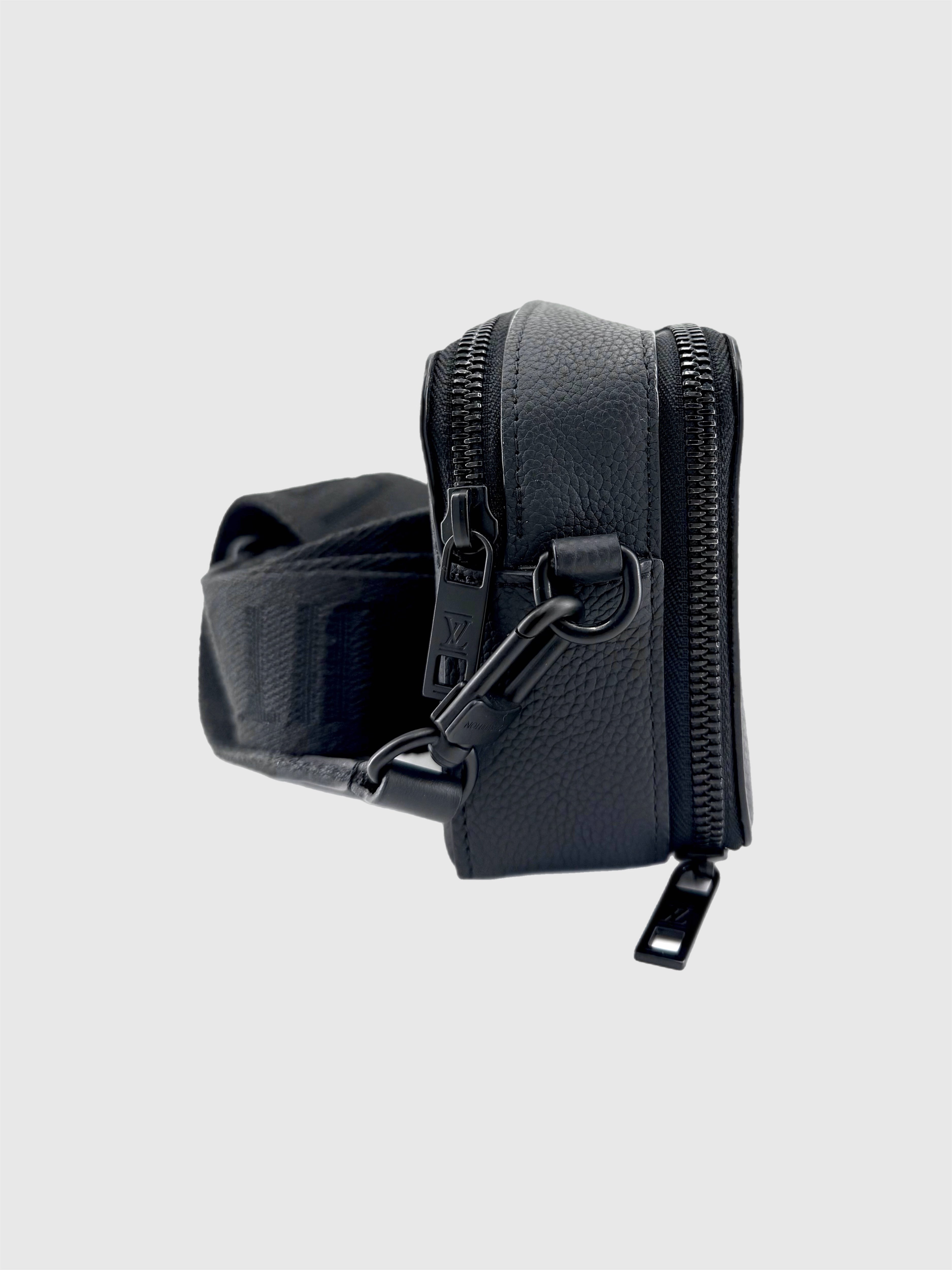 Louis Vuitton Alpha Wearable Black Leather Wallet with Crossbody Strap