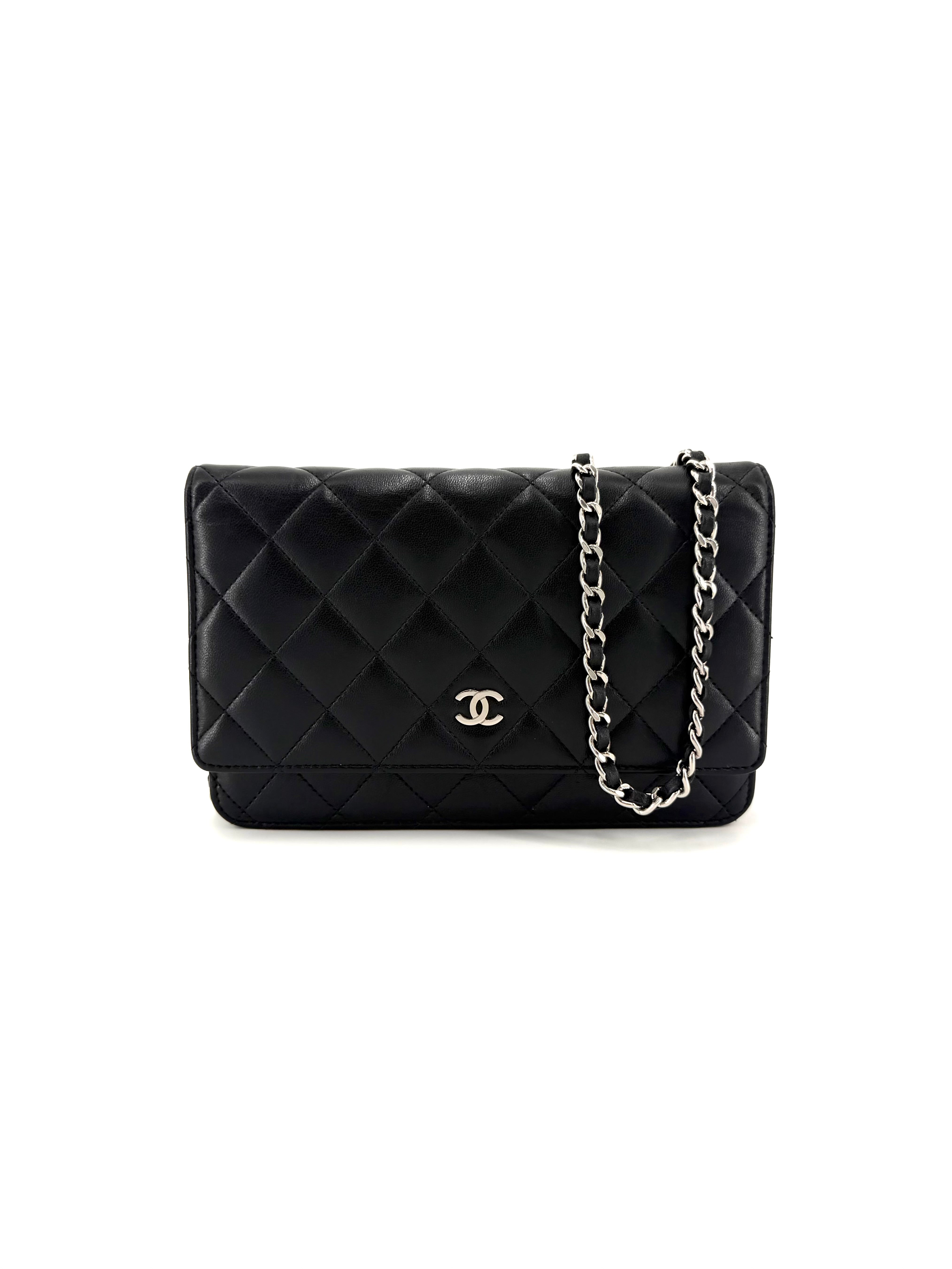 Pre-Owned Chanel Black Quilted Lambskin (WOC) Wallet on Chain