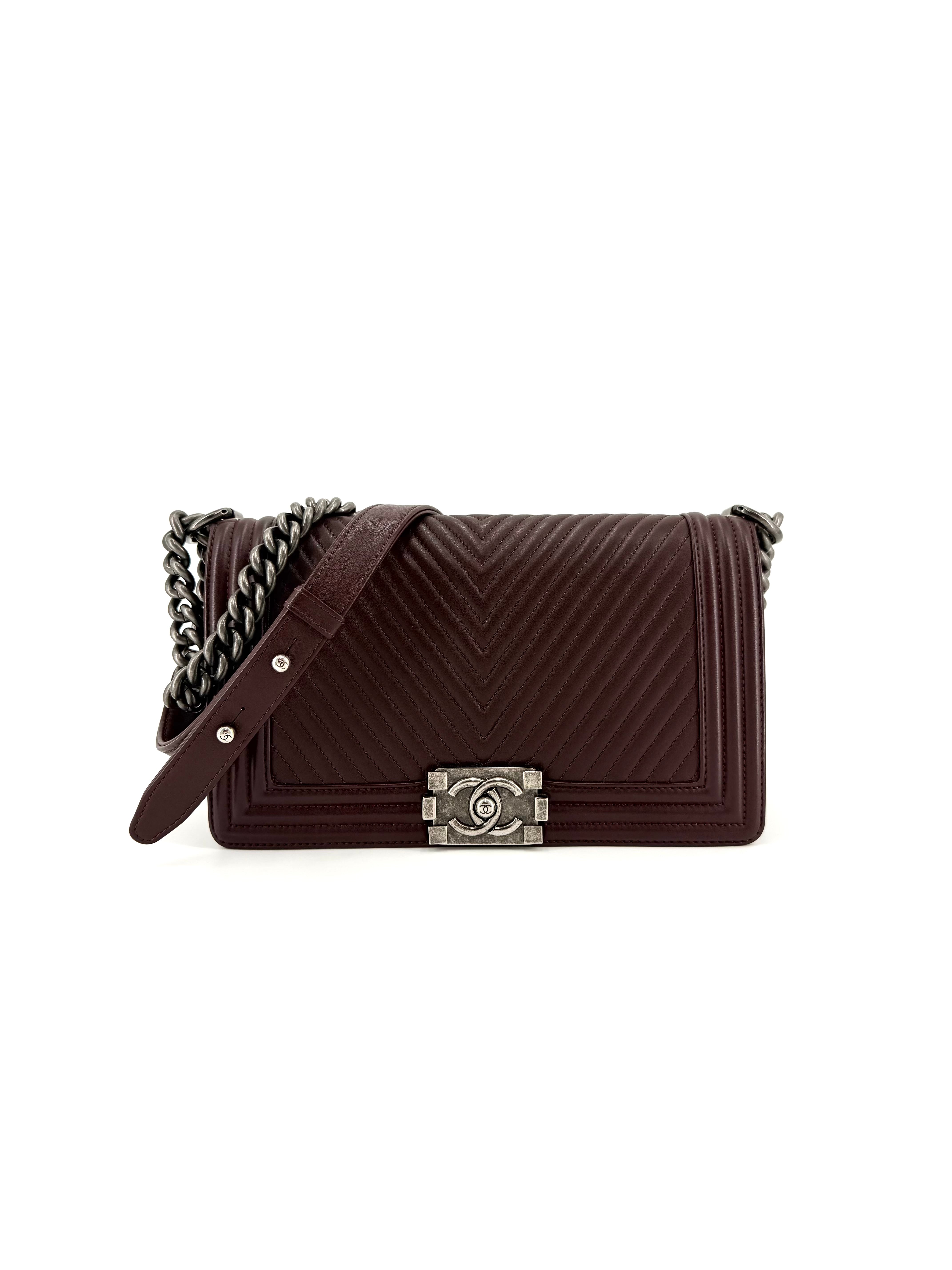 Pre-Owned Chanel Medium Boy Chevron Calfskin Crossbody Bag