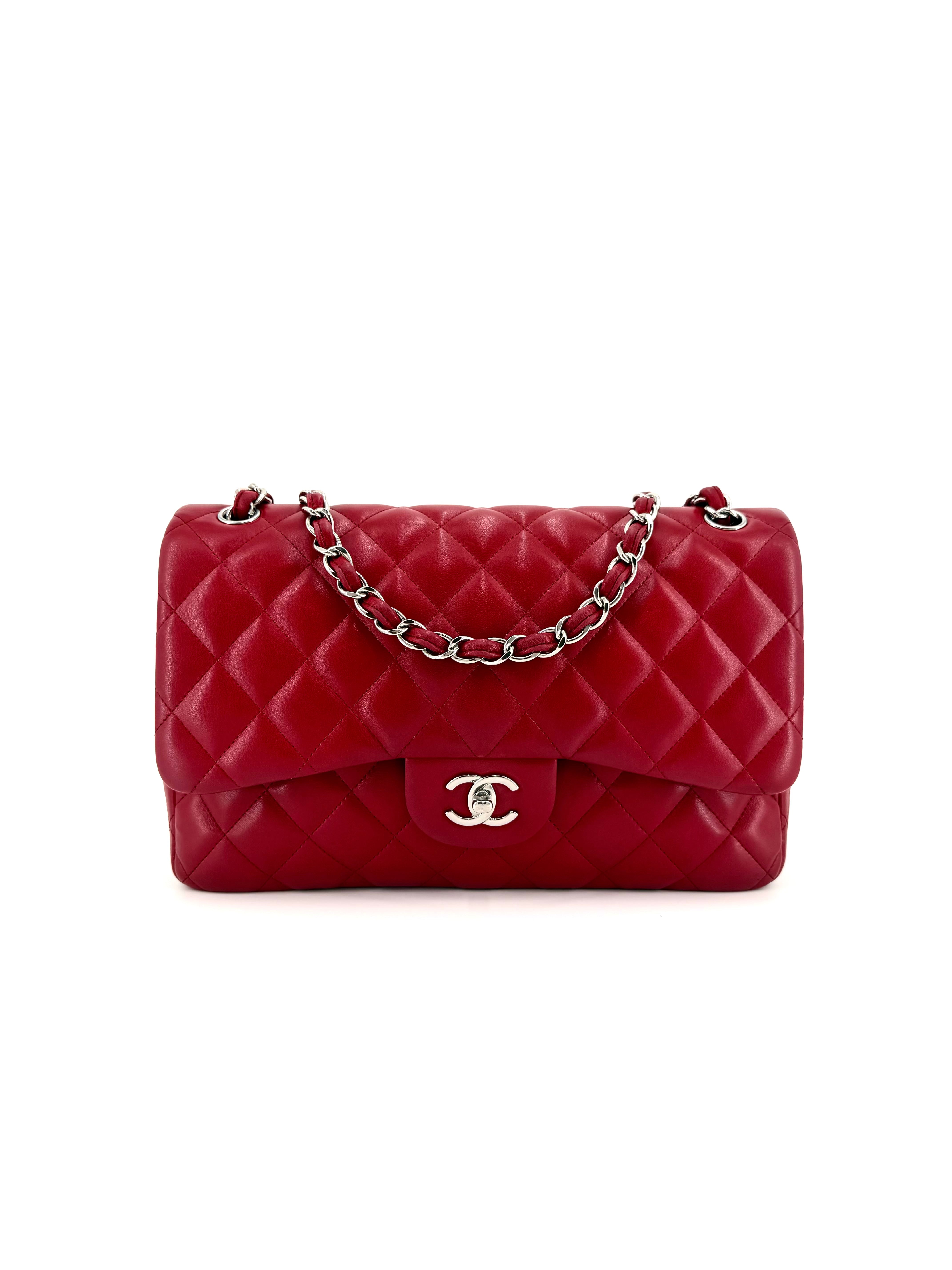 Pre-Owned Chanel Jumbo Double Flap Quilted Lambskin Shoulder Bag