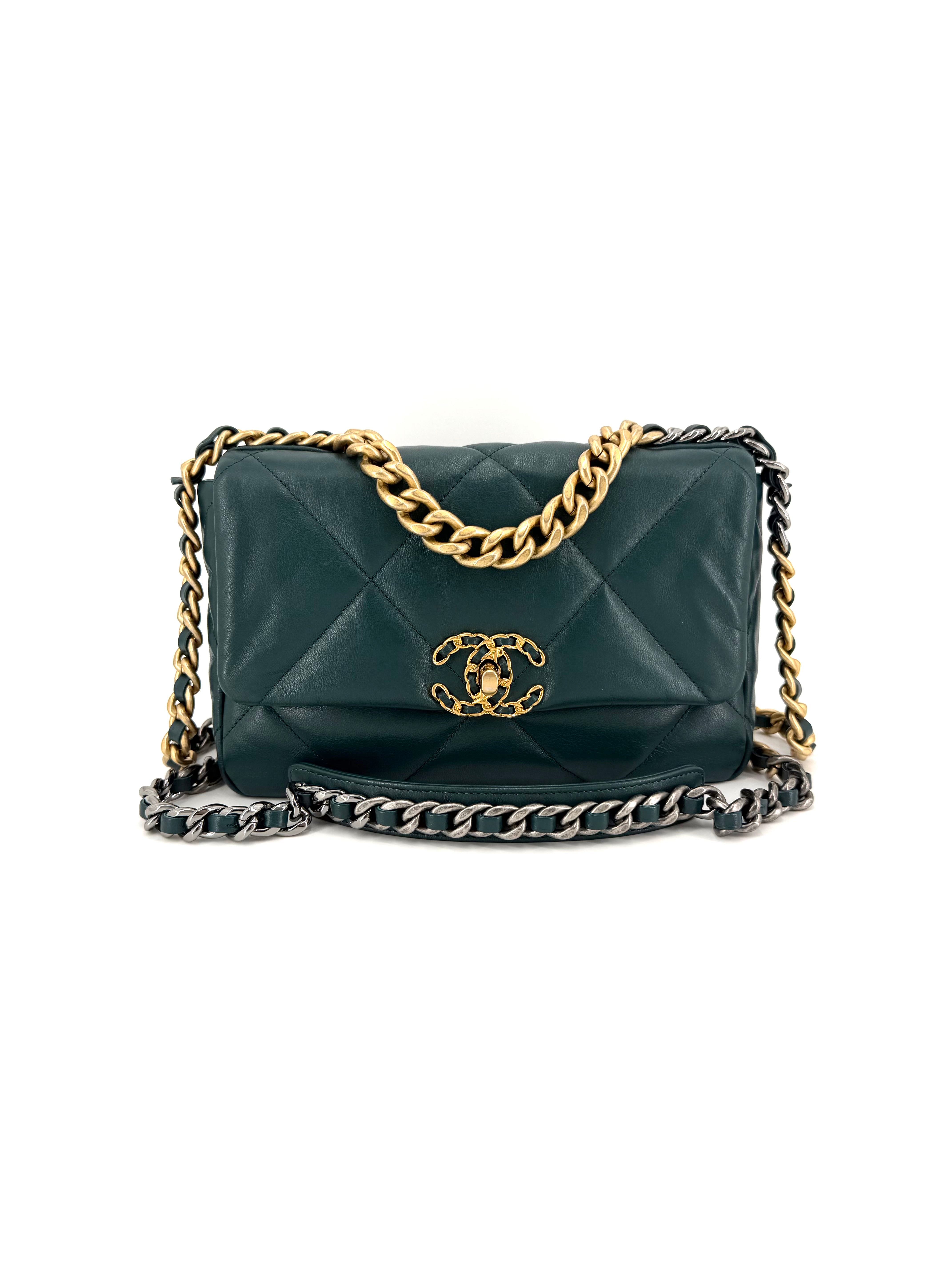 Pre-Owned CHANEL 19 MEDIUM QUILTED LEATHER CROSSBODY BAG