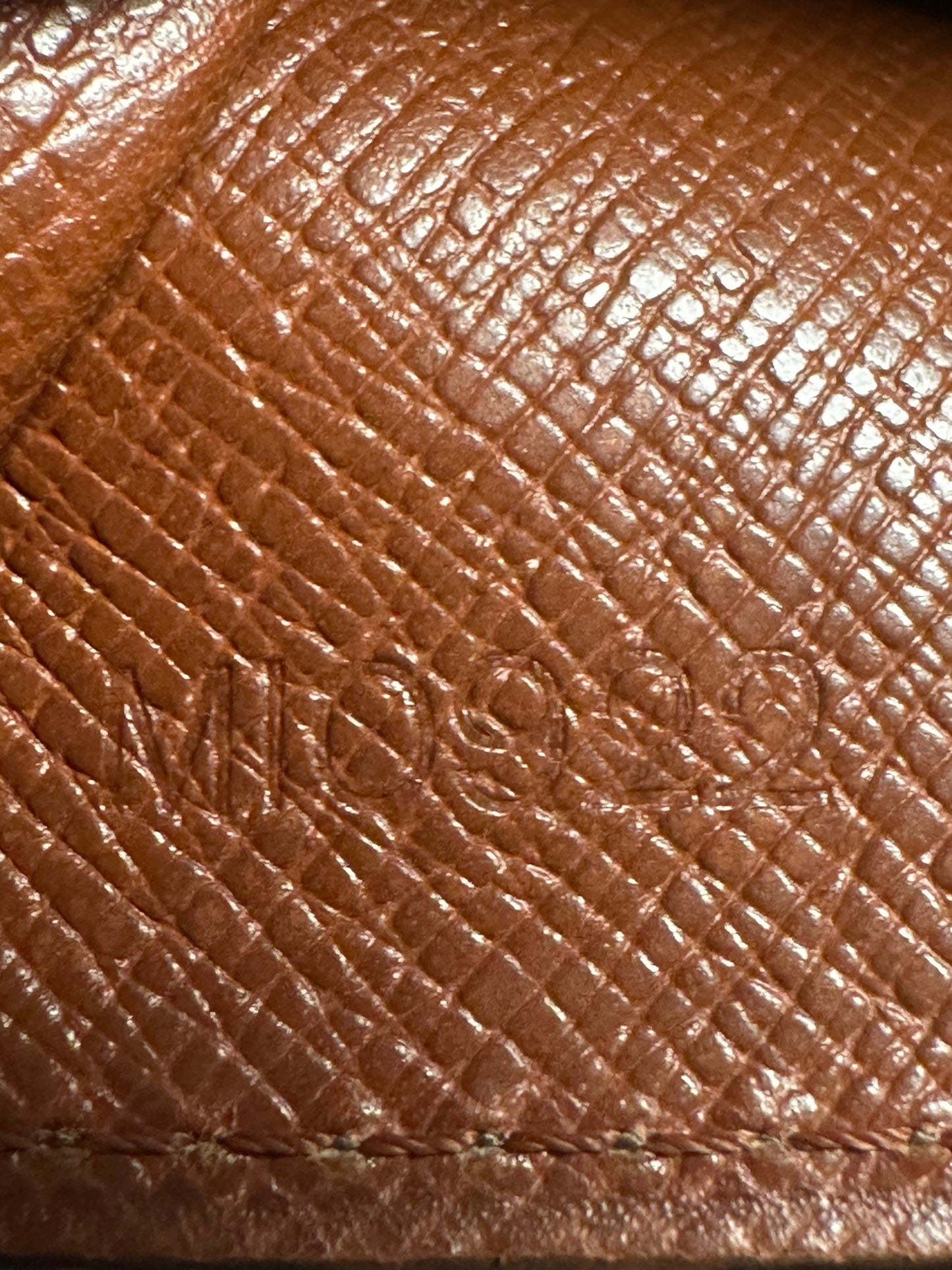 Louis Vuitton Monogram Sarah Wallet