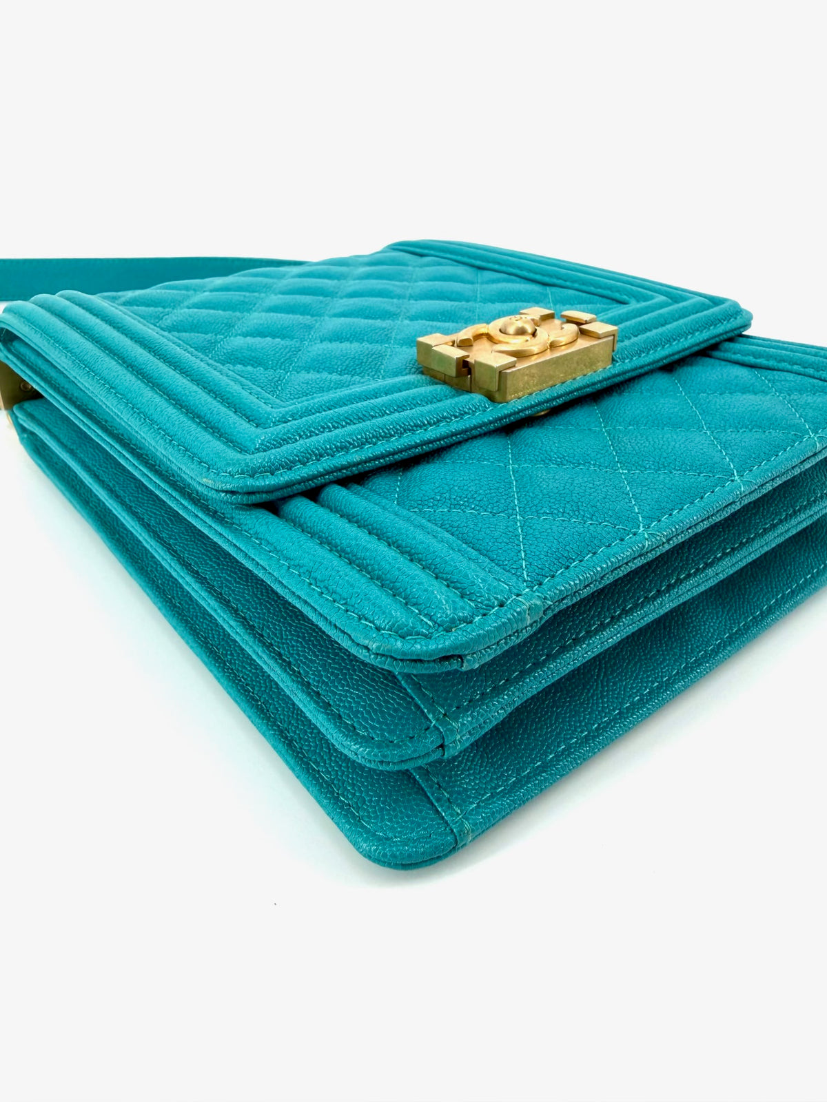 Pre-Owned Chanel Boy North South Turquoise Quilted Caviar Leather Bag Aged Gold Hardware