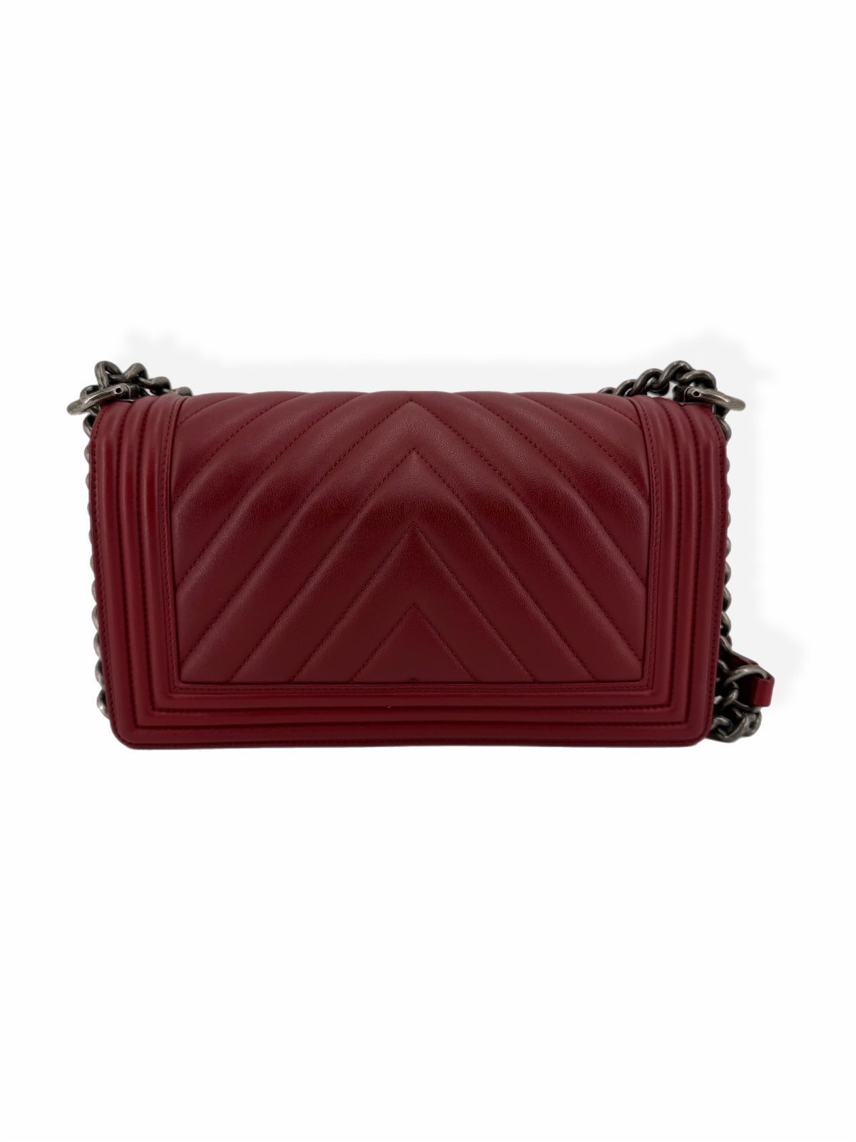 Pre-Owned Chanel Medium Boy Bag Red Chevron Calfskin Ruthenium Hardware
