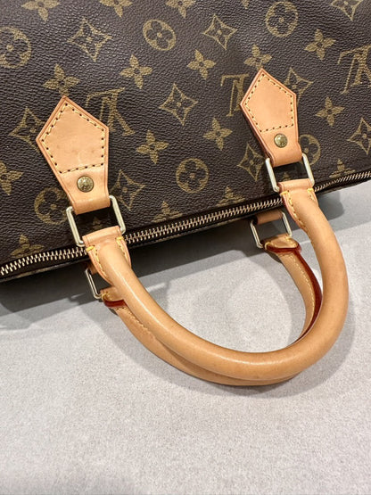 Louis Vuitton Monogram Speedy 30