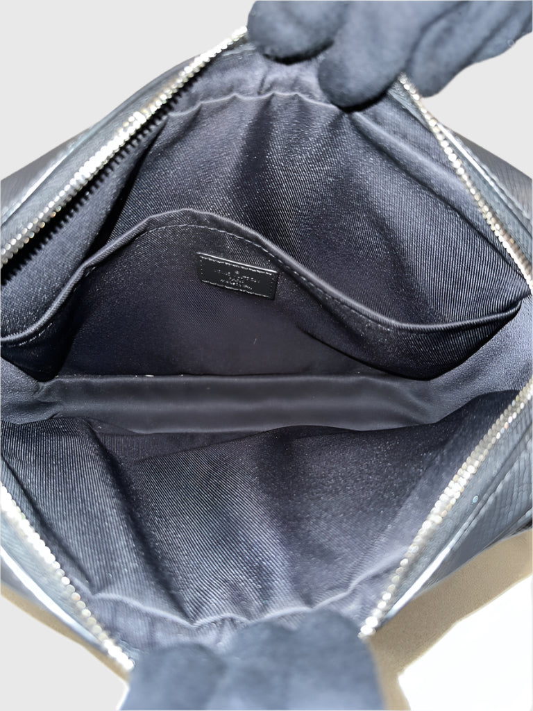 Louis Vuitton Outdoor Messenger Black Monogram Eclipse Taigarama Bag