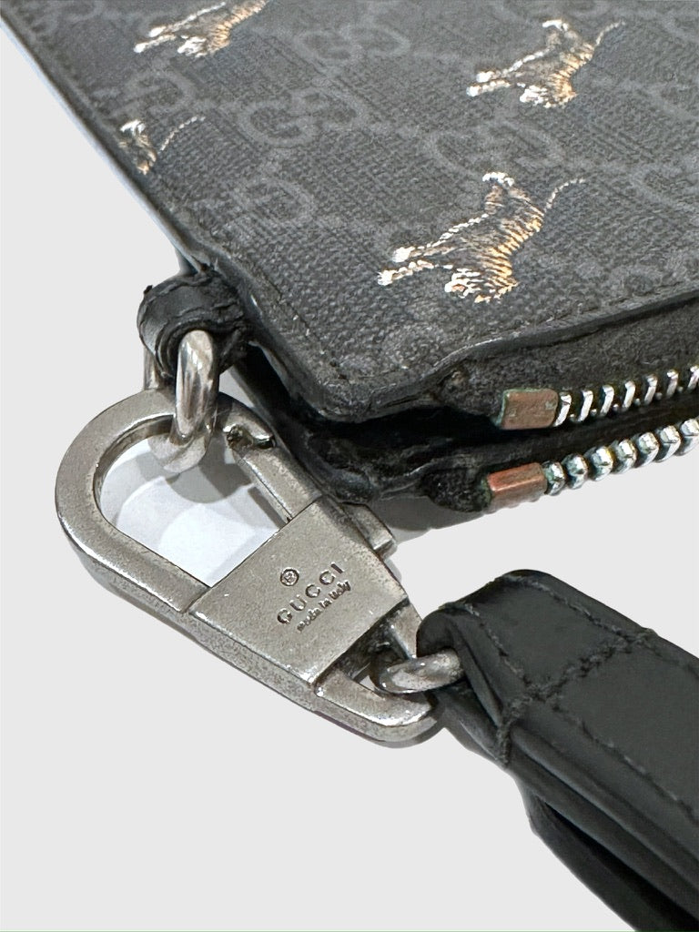 Gucci GG Supreme Monogram Tigers Zip Portfolio Wristlet Black