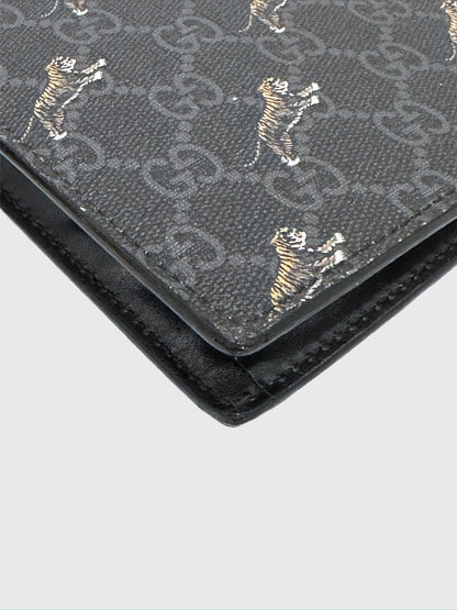 Gucci GG Supreme Monogram Tigers Zip Portfolio Wristlet Black