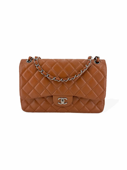 Pre-Owned Chanel Double Flap Jumbo Caviar Leather Bag