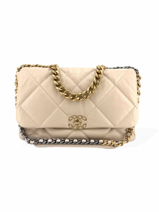 Pre-Owned Chanel 19 Quilted Leather Maxi Shoulder Bag