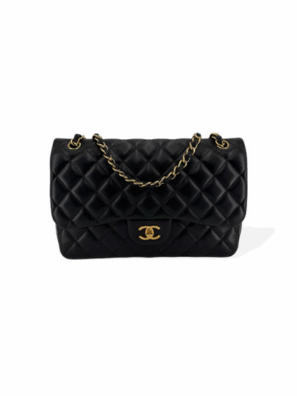 Pre-Owned Chanel Jumbo Double Flap Quilted Black Lambskin with Gold Hardware Bag