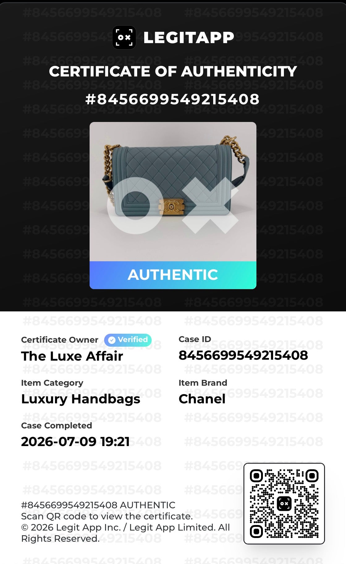 Pre-Owned Chanel Medium Boy Tiffany Blue Quilted Lambskin Bag