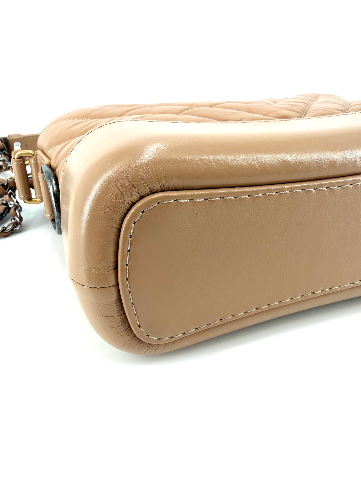 Pre-Owned Chanel Gabrielle Small Beige Chevron Aged Calfskin Hobo Bag