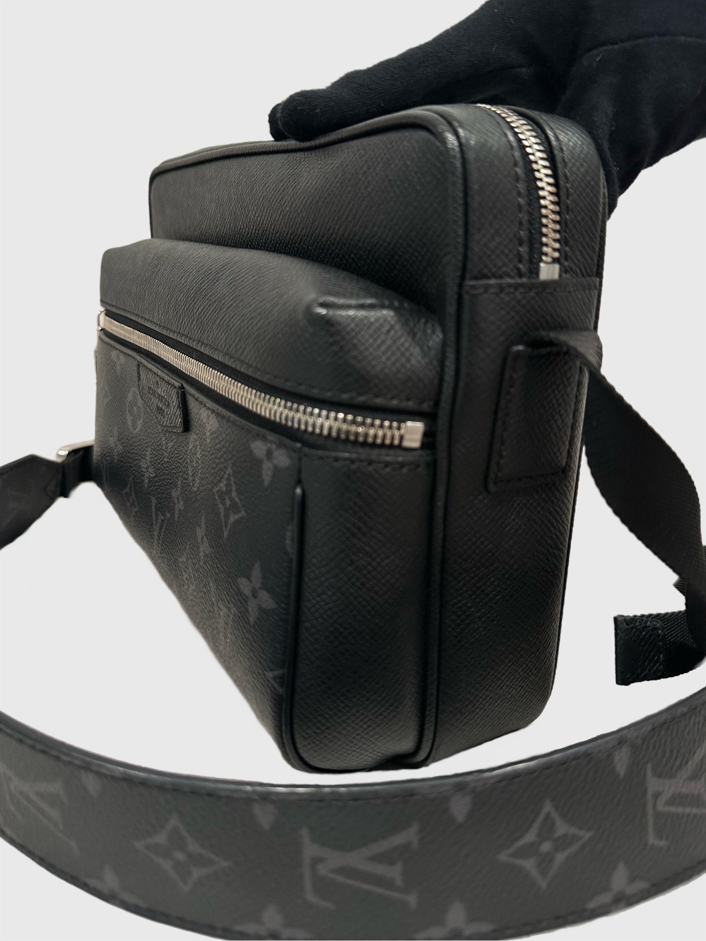 Louis Vuitton Outdoor Messenger Black Monogram Eclipse Taigarama Bag