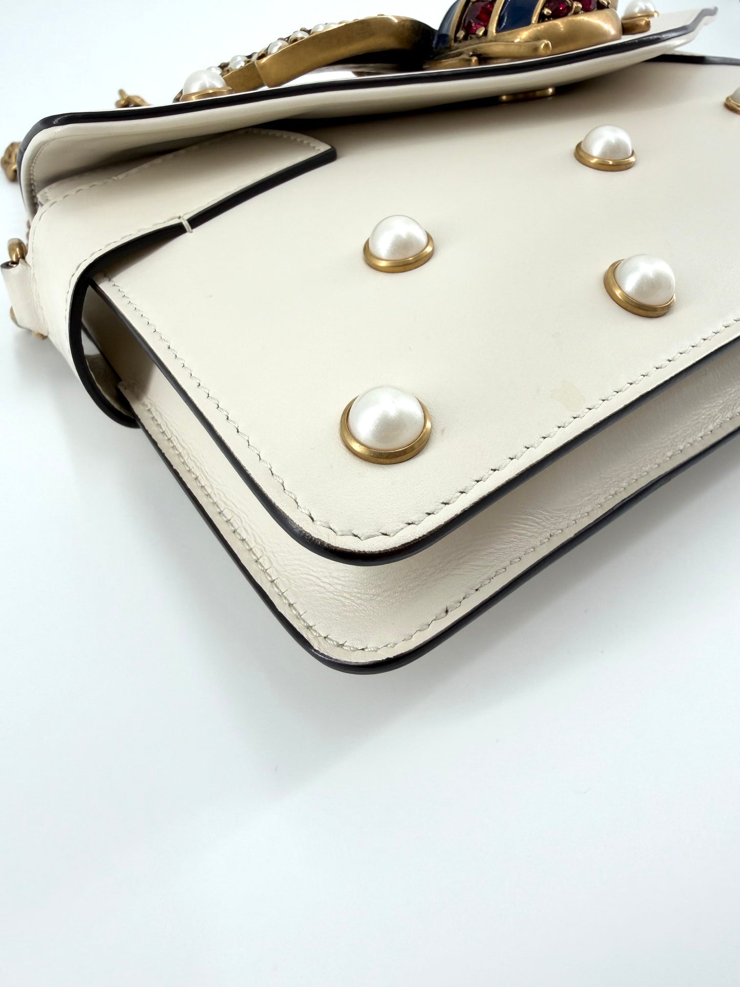 Gucci Broadway Pearl Bee Leather Crossbody bag
