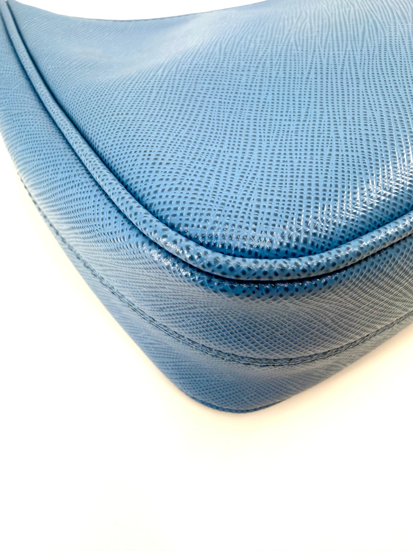 Pre-Owned Prada Re-edition 2005 Saffiano Leather Shoulder Bag