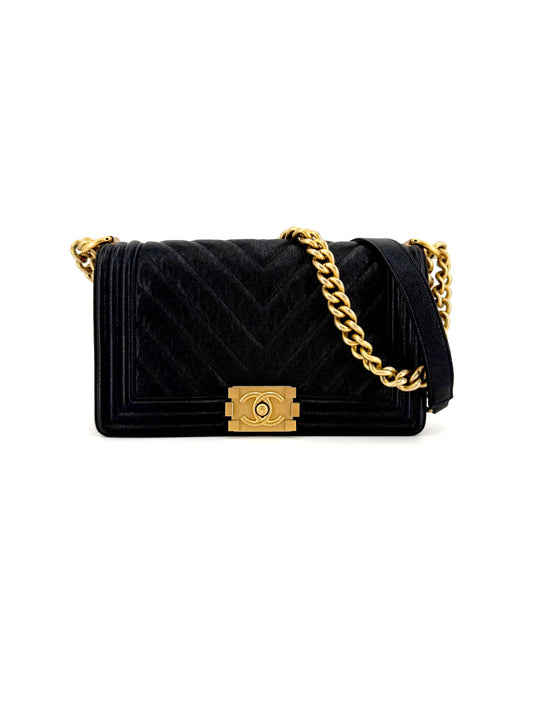 Pre-Owned Chanel Chevron Caviar Leather Medium Boy Bag