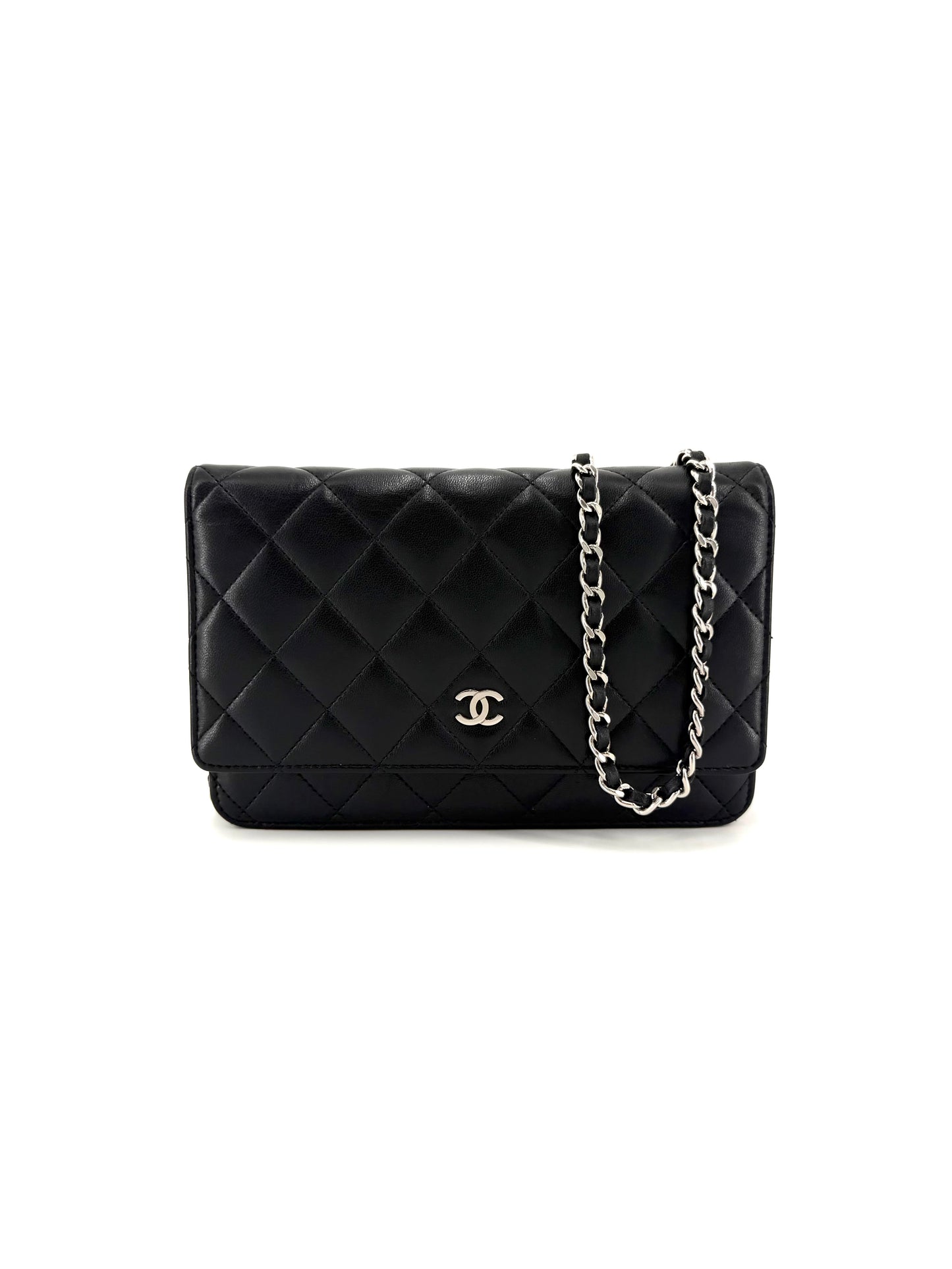 Pre-Owned Chanel Black Quilted Lambskin (WOC) Wallet on Chain