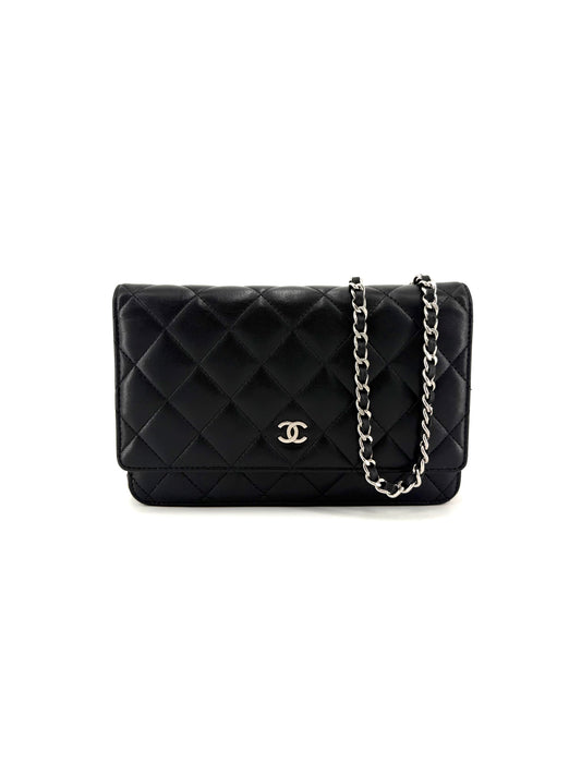 Pre-Owned Chanel Black Quilted Lambskin (WOC) Wallet on Chain