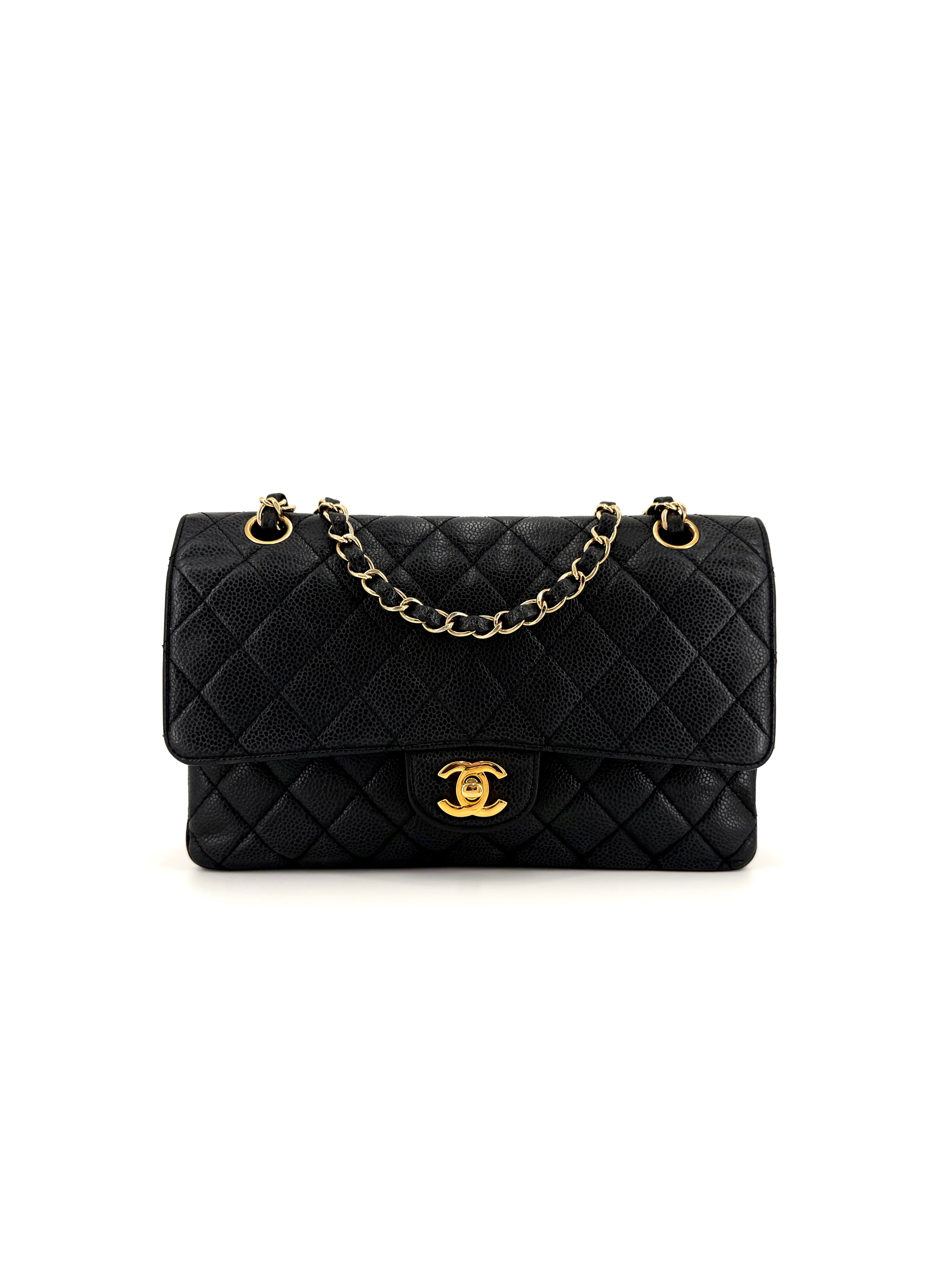 Pre-Owned Chanel Medium Double Flap Black Quilted Caviar Bag