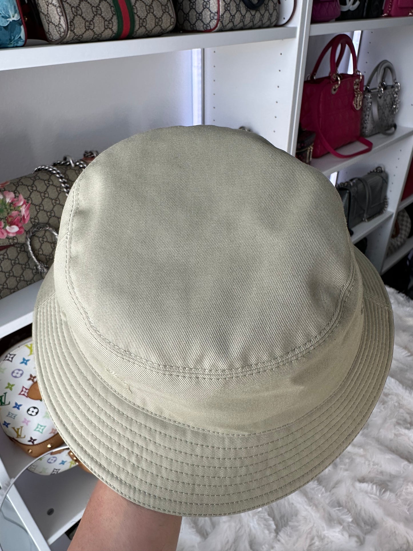Burberry Men's Hunter Check Plaid Beige Reversible Bucket Hat - Size Small