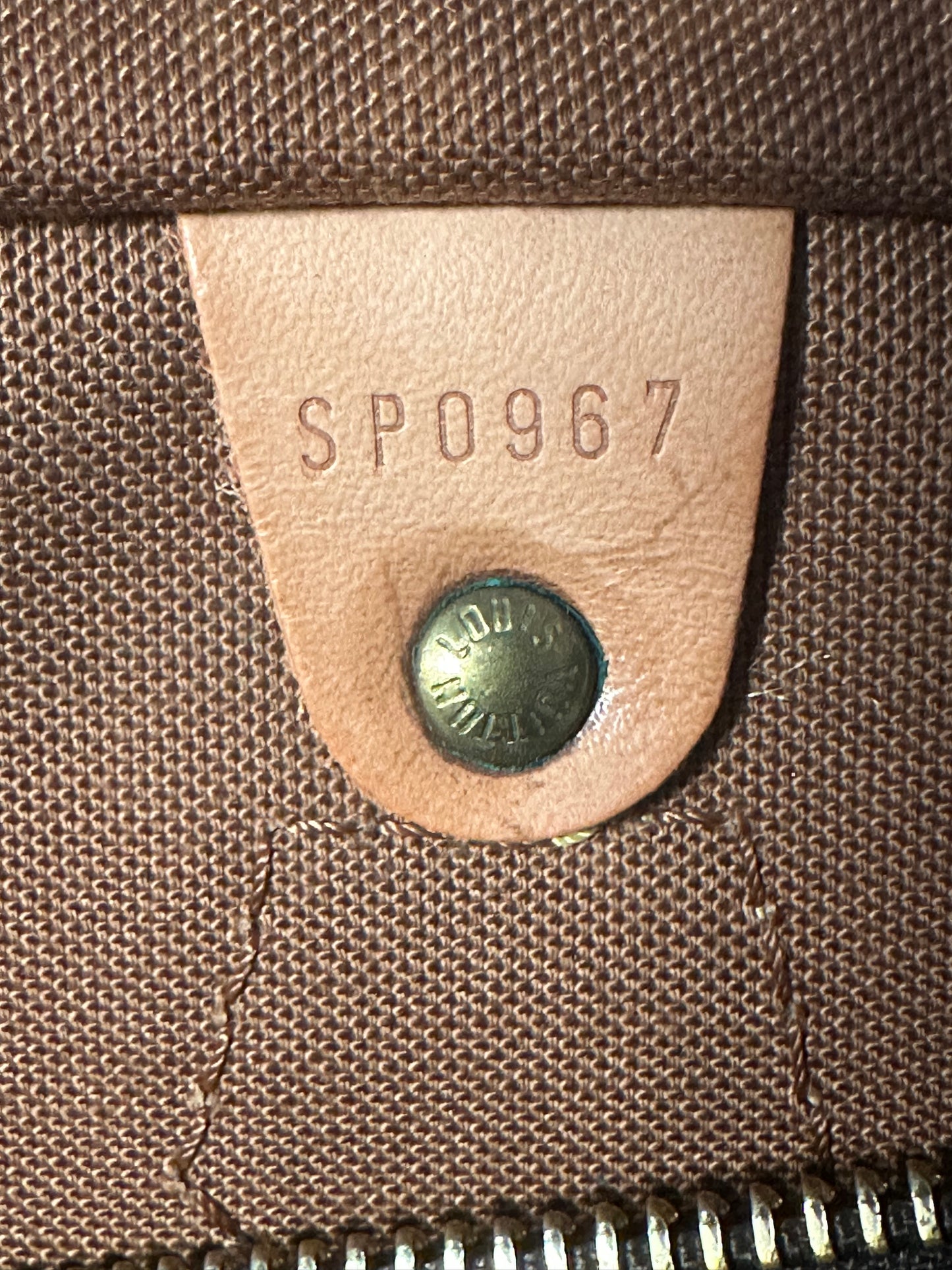 Louis Vuitton Monogram Speedy 30
