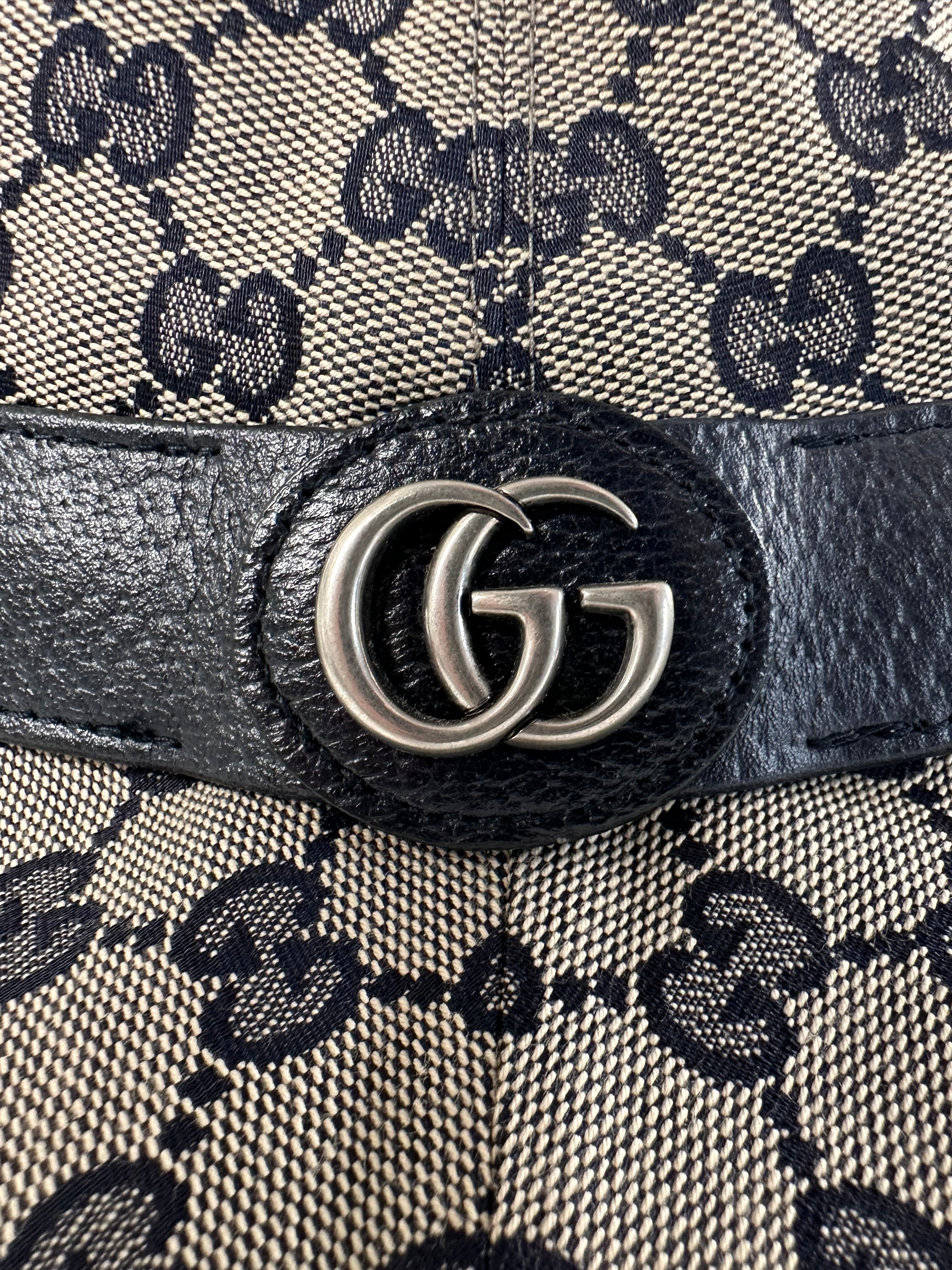 Pre-Owned Gucci GG Beige/Blue Canvas Bucket Hat Size XL 60cm