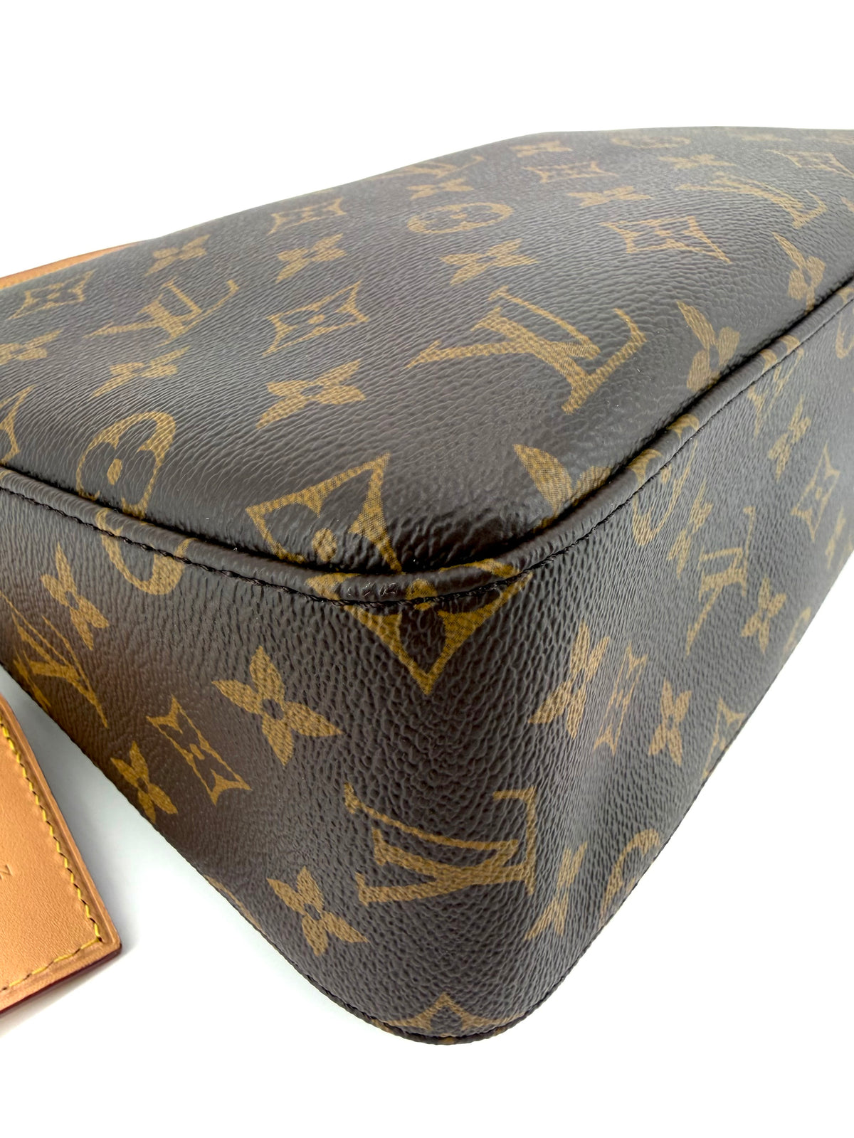 Pre-Owned Louis Vuitton Slouchy PM Hobo Bag