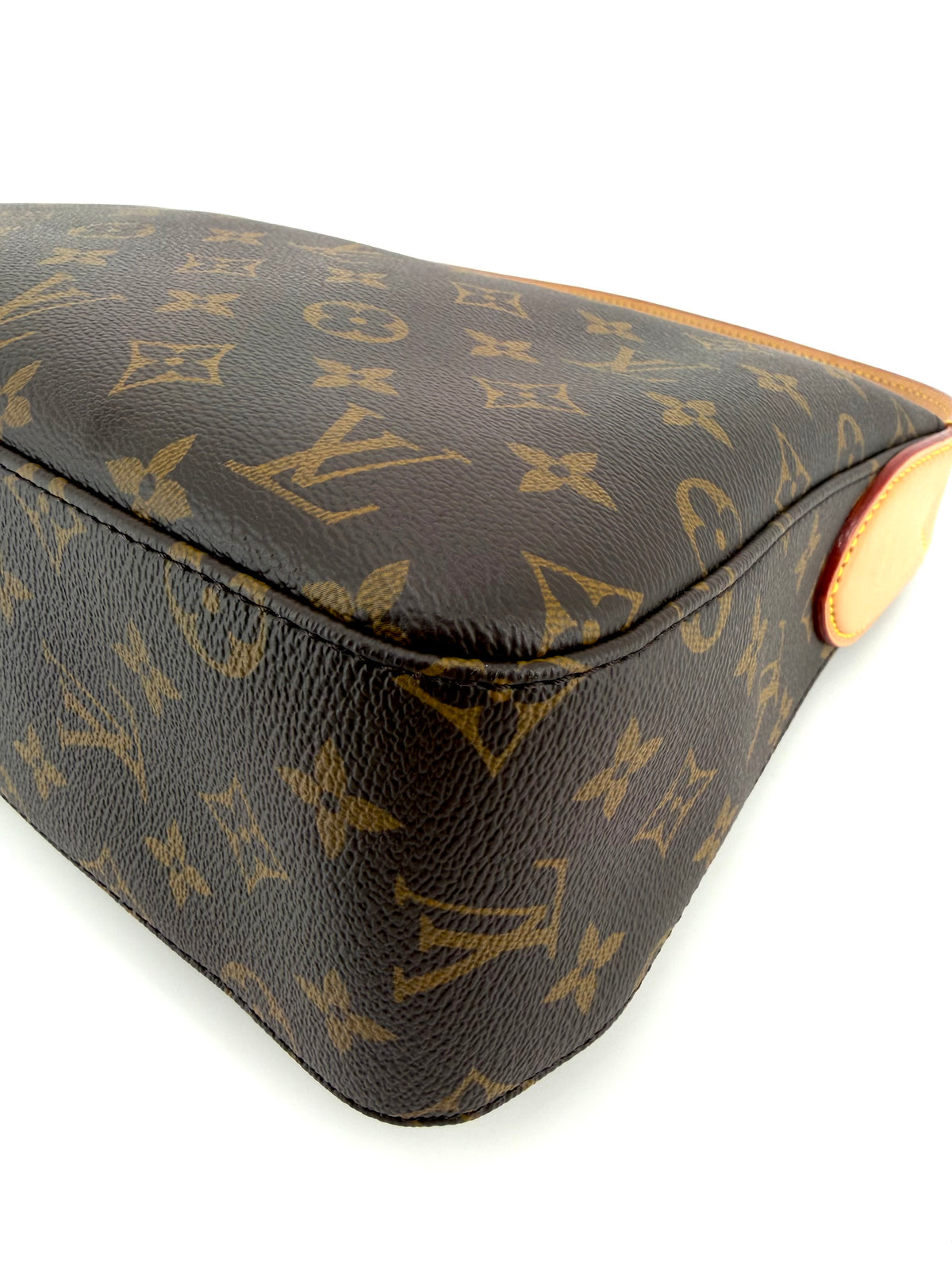 Pre-Owned Louis Vuitton Slouchy PM Hobo Bag
