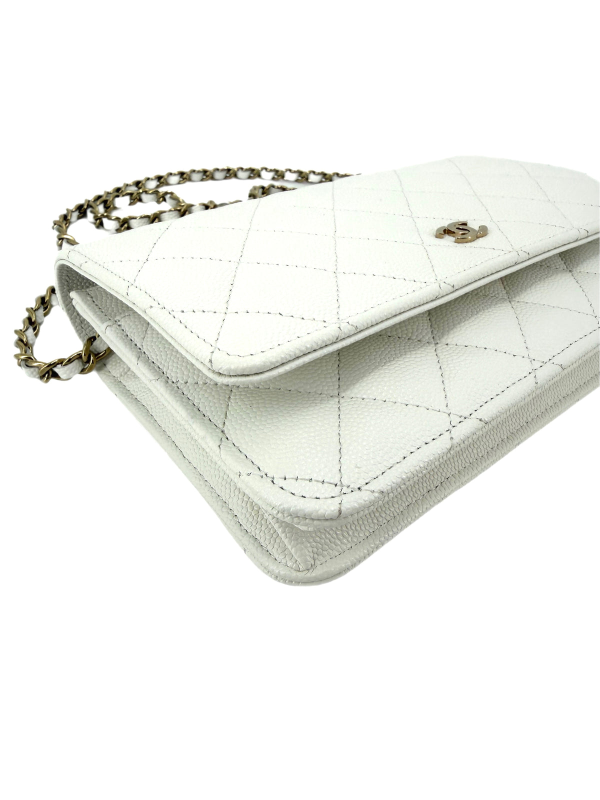 Pre-Owned Chanel Classic Wallet on Chain (WOC) White Quilted Caviar Leather Gold Hardware