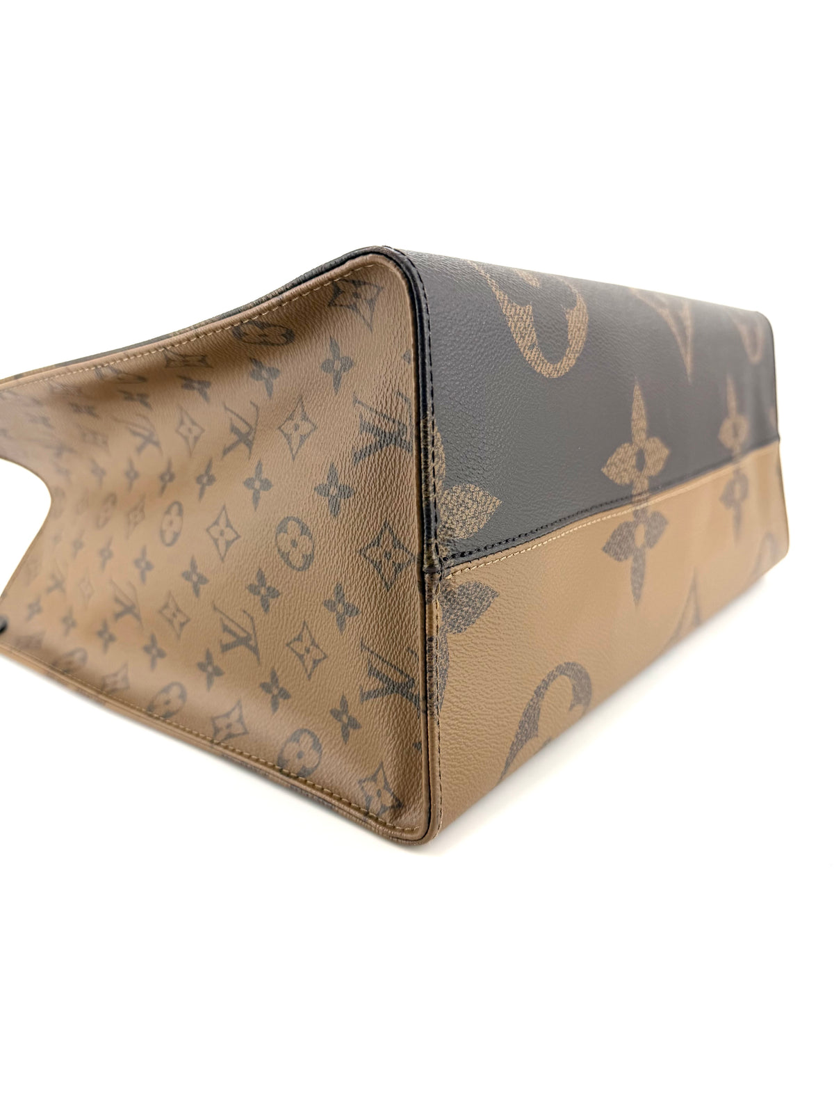 Pre-owned Louis Vuitton OnTheGo GM Reverse Monogram Tote Bag