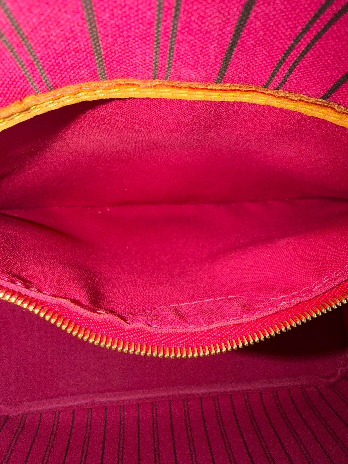 Pre-owned Louis Vuitton Neverfull MM with Pouch Pink Interior Tote Bag