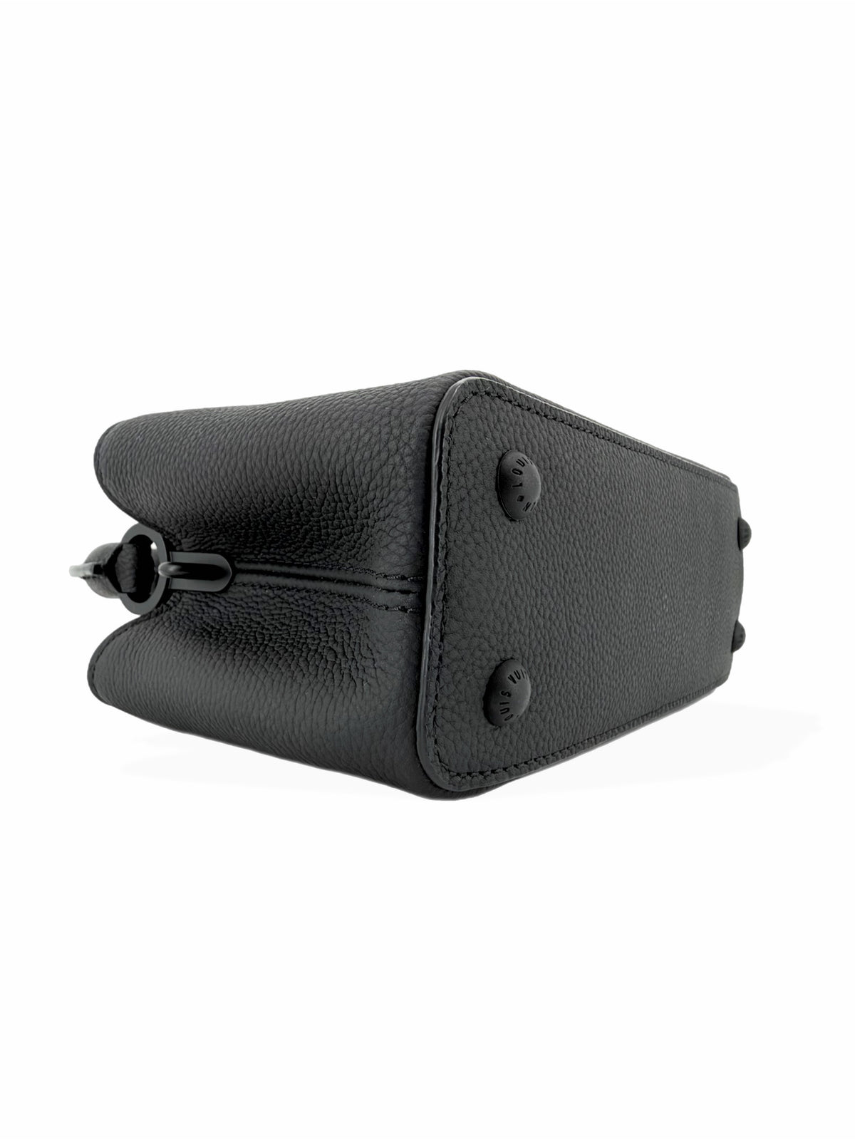 Pre-Owned Louis Vuitton Capucines East West Mini Matte Black Taurillon Leather Bag