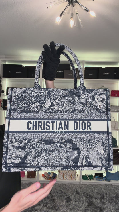 Pre-Owned Dior (2025 Model) Medium Book Tote