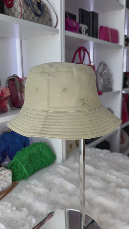 Burberry Men's Hunter Check Plaid Beige Reversible Bucket Hat - Size Small