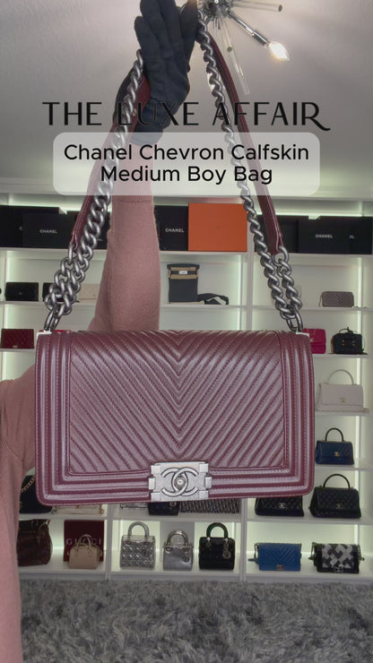 Pre-Owned Chanel Medium Boy Chevron Calfskin Crossbody Bag