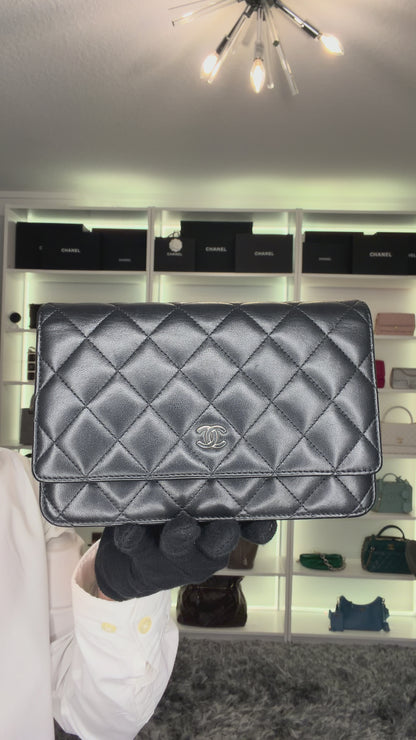 Pre-Owned Chanel Black Quilted Lambskin (WOC) Wallet on Chain