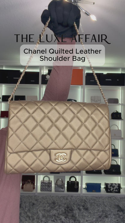 Pre-Owned Chanel Classic Flap Quilted Leather Clutch Shoulder Bag